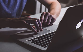 开云kaiyun-【战术揭秘】马克·塞尔比：防守宽度与深度结合的绝技，马克塞尔比历史地位